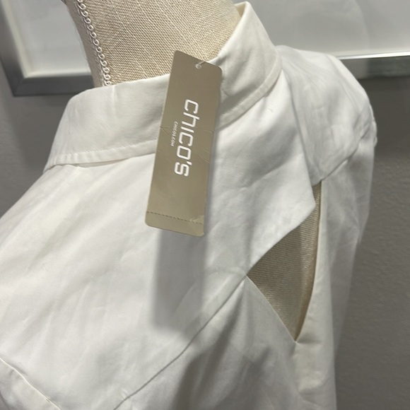 NWTChicos white shirt w peek a boo back hi low sz 0/Small - Picture 3 of 5